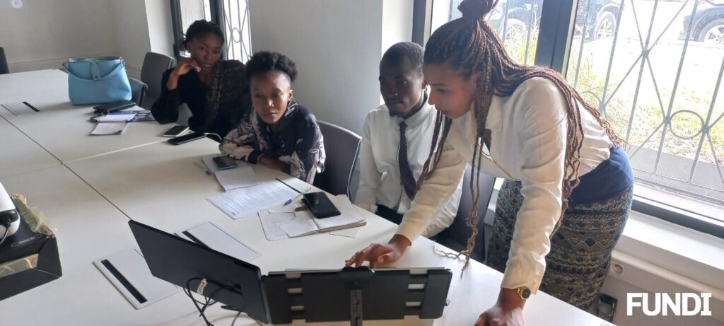 Une immersion professionnelle inédite pour les étudiants en traduction de l’UNIKIN whatsapp image 2025 04 29 at 10.49.41
